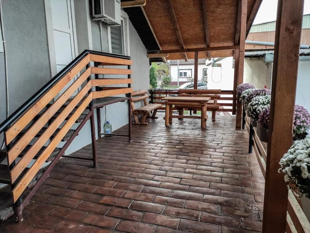 S. A. L. Prenociste Daire Beçkerek Dış mekan fotoğraf
